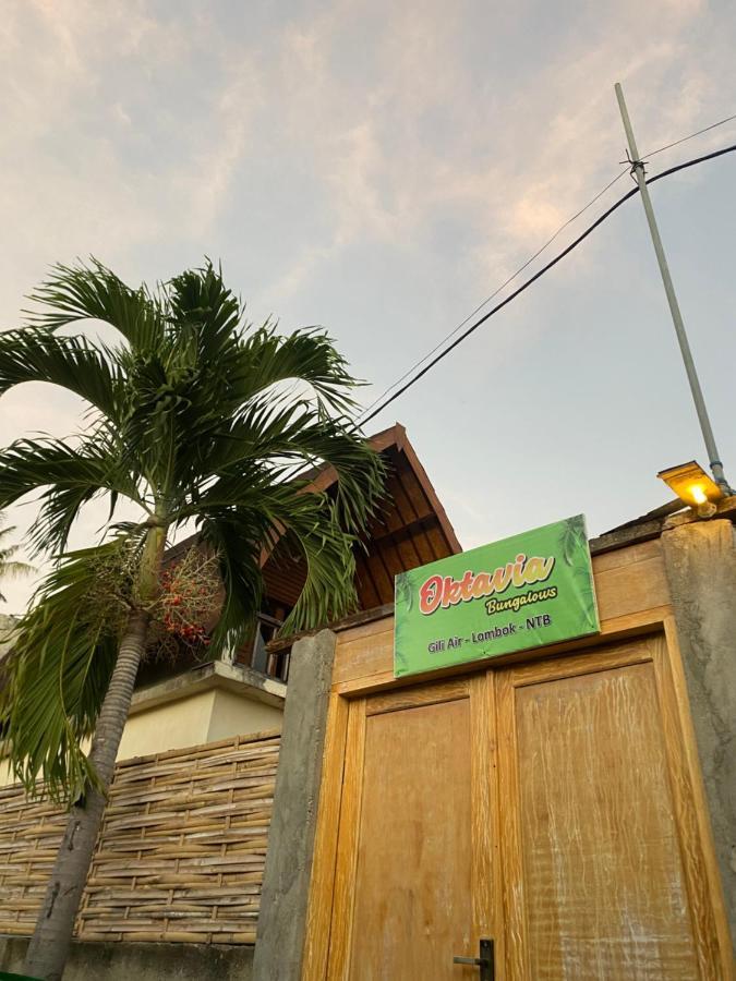 Oktavia Bungalows Νησιά Γκίλι Εξωτερικό φωτογραφία