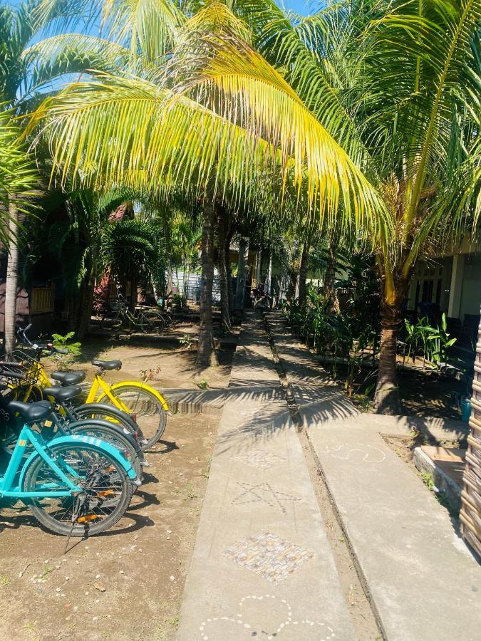 Oktavia Bungalows Νησιά Γκίλι Εξωτερικό φωτογραφία