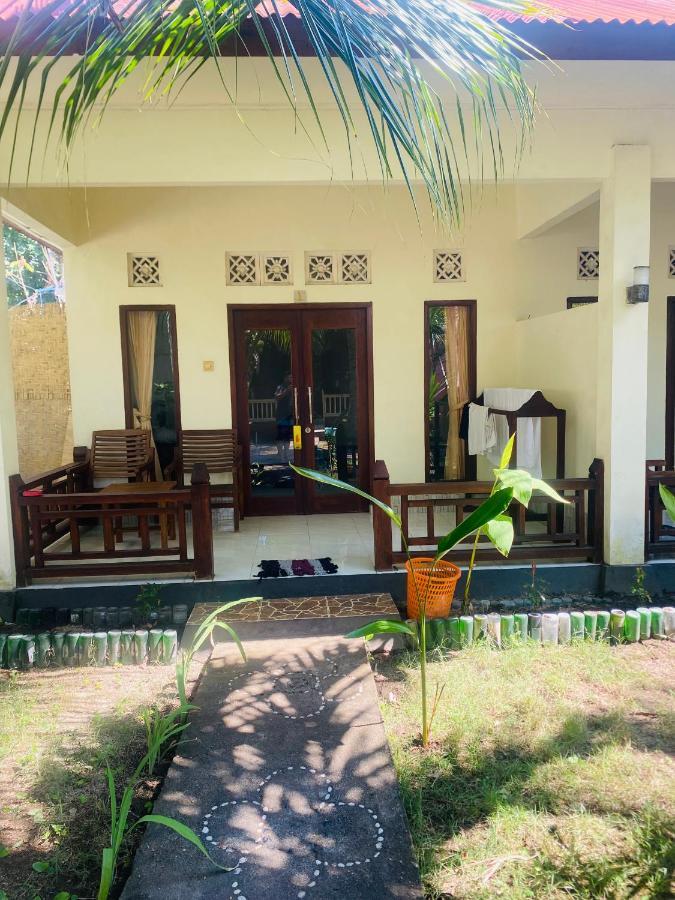 Oktavia Bungalows Νησιά Γκίλι Εξωτερικό φωτογραφία