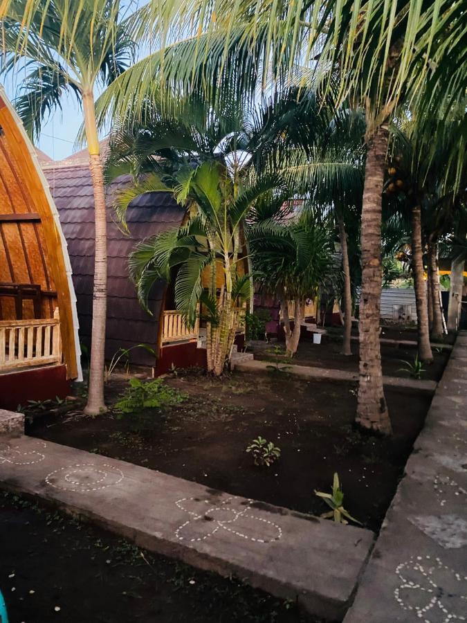 Oktavia Bungalows Νησιά Γκίλι Εξωτερικό φωτογραφία